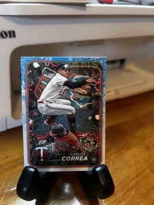 2024 Topps Holiday - Carlos Correa #H63 - Picture 1 of 2