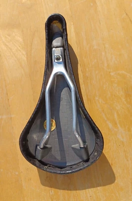 Selle San Marco Rolls DUE Saddle -  Alloy Wishbone Frame - for Frame or Parts - Image 1 of 4