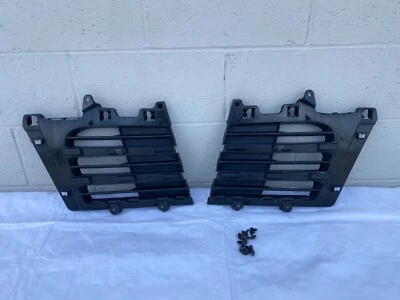 Parrillas laterales parachoques delantero Porsche Cayenne 2008 2009 2010 L & R 7L5807682F Foto 1 de 4