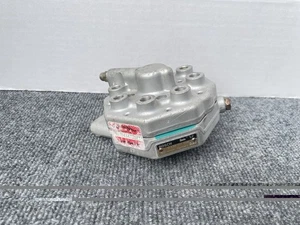 1986-1991 For Mercedes R107 W126 560SL 560SEL 420SEL Fuel Distributor 0438101018 - Picture 1 of 9