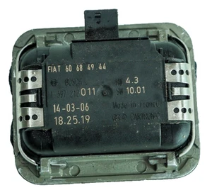 03-12 Maserati Quattroporte GT M139 OEM Parabrisas Sensor de Lluvia 60684944 5113 - Imagen 1 de 13