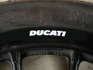 Aufkleber Felgen Felgenrandaufkleber Ducati Schriftzug Weiß 8tlg nur 9,99 Euro - Bild 1 von 2