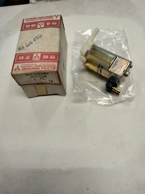 Mopar/Mitsubishi NOS W/Shield Washer Motor 72-77 Dodge Colt - Image 1 of 2