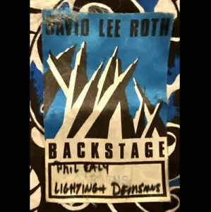 DAVID LEE ROTH - SKYSCRAPER TOUR - APRIL 21, 1988 - NASSAU COLISEUM - BACKSTAGE - Picture 1 of 4