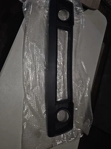 FORD MUSTANG ROUSH FRONT FASCIA GRILLE LOWER 1315-17K945-AA - Picture 1 of 4