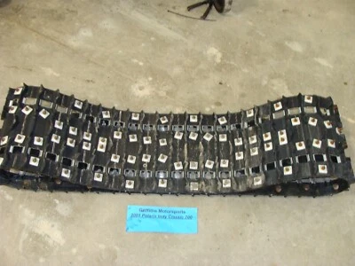 2001 POLARIS INDY CLASSIC 700 l/c camoplast rubber studded drive track 15x121 - Image 1 of 4