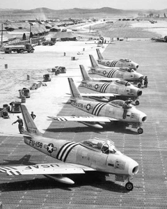 F-86 SABRE JET KOREAN WAR FLIGHT LINE 8x10 GLOSSY PHOTO PRINT - Picture 1 of 1