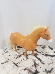 Barbie vintage 1997 Mattel cavallo da passeggio gambe mobili funziona 7" pollici - Foto 1 di 11