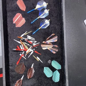 Juego de ejes de vuelo de dardos de lanzamiento juego profesional ejes de vuelos de dardos mezcla 3836 - Imagen 1 de 7