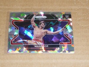 2022 Panini Prizm WWE WRESTLING CRACKED ICE ATOMIC MANSOOR #66 J7981