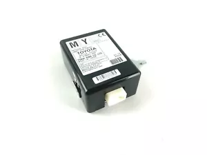 Lexus IS250 F-Sport Central Door Locking Control Module Unit 89740-53350 - Picture 1 of 7
