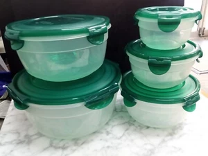 LOCK N LOCK Set of 5 Round “NESTING" Storage Containers w/Lids - Picture 1 of 9