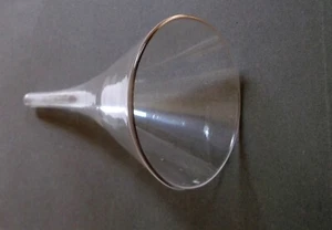 Ancien entonnoir en verre photo chimie laboratoire deb. XXe s - Picture 1 of 4