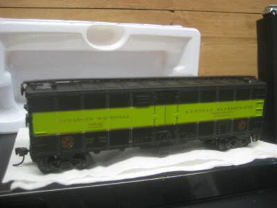 HO MODEL POWER   CANADIAN NATIONAL  40' REEFER #98700  EXPRESS REFRIGERATION - Image 1 of 2