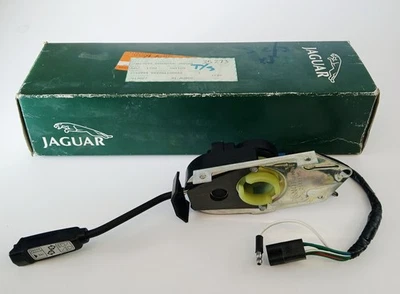 Interruptor de señal de giro original Jaguar NOS AEU1733 XJS 1975-1987, XJ6 1974-1978 Foto 1 de 3