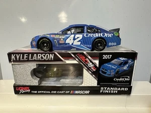 2017 Lionel Kyle Larson #42 Credit One 1:24 SS 604/1021 Ganassi Racing - Picture 1 of 16