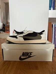 Jordan 1 Retro Low OG SP Travis Scott Olive (Damen) - Größe 9,5 - Bild 1 von 13