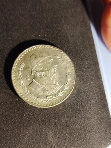 1965 Mexico 1 Peso - 10% Silver Coin - Jose Morales - Picture 1 of 4