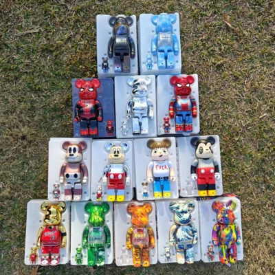 BE@RBRICK Bearbrick 400 % & 100 % HajimeSorayama 28 cm große Sammler-Geschenkfigur