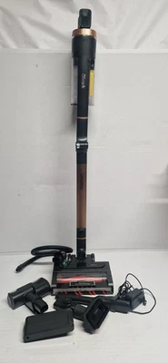 Shark Cordless Stick Vacuum - [IZ400UKT] 1 Battery - Image 1 of 4