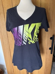 Nike Black T-shirt V-Neck Bright Graphics Women's Large 611852 - Picture 1 of 9