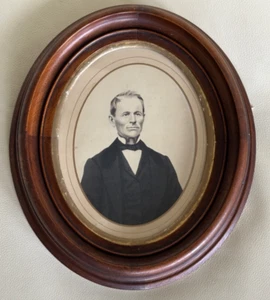 Antique Black And White Framed Photograph Oval Frame NATHANIEL CUSHMAN  (IRISH) - Picture 1 of 5