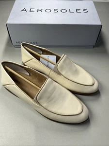 Aerosoles Bay Pipe Trim Loafer Womens 9 M Eggnog Faux Leather Slip On Flats - Picture 1 of 10
