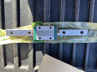 HIWIN AGH25 BOLA LINEAL TOBOGÁN Foto 1 de 2