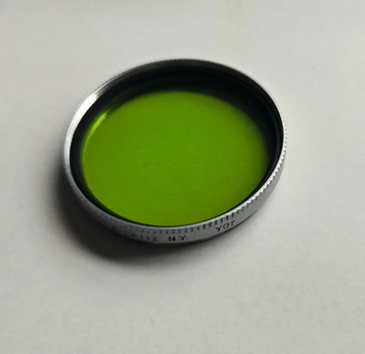 Original Leica 39mm YGr (YGr) Filter E39 E. Leitz N.Y. Chrome in Excellent - Image 1 of 3