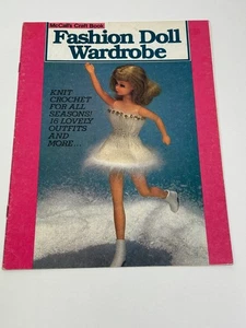 McCalls Bastelbuch Mode Puppenschrank Häkeln Strickanleitungen LESEN - Bild 1 von 12