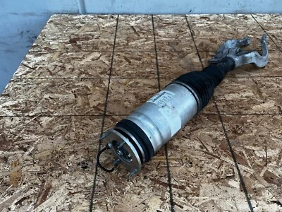 FRONT RIGHT AIR SHOCK STRUT SPRING RANGE ROVER SPORT L494 (2014-2022) OEM - Image 1 of 4