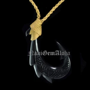 HAWAII Hawaiian Jewelry Fish Hook Carved Buffalo Bone Choker Pendant Necklace - Picture 1 of 4