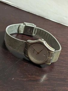 Ladies Skagen Gold/Silver Tone, "64SGS",Date Dial, PRE-OWNED - NEEDS BATTERY - Picture 1 of 6