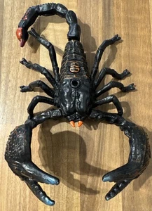 Chap Mei Black Scorpion Figure - 8 inches - push button pincher action - Picture 1 of 10