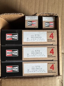 Champion Copper Plus 570 Spark Plugs for RE14MCC4 - 14 spark plugs - Picture 1 of 1