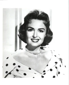 Donna Reed From The TV Show That Carries Her Name Photo 8 x 10 ABC 1958 To 1966 - Picture 1 of 2