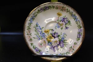 Vintage Roslyn Fine Bone China Tea Cup Saucer Garland Floral Gold Trim 1940s - Picture 1 of 2