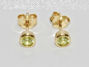 9ct Yellow Gold on Silver Peridot Stud Earrings - August Birthstone - Picture 1 of 6