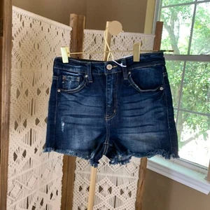 New KanCan Hi-Rise Estilo Denim Jean Shorts Womens Size Small Dark Wash Raw Hem - Picture 1 of 7