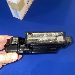 Mercedes Benz W201 190E 190D 16V 2.3 2.6 HEATER FAN BLOWER SWITCH 2018201710 - Picture 1 of 3
