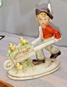 Vintage Junge mit Schubkarre & Hühnern 20964 Figur Z. N. Neundorf handbemalt - Bild 1 von 12