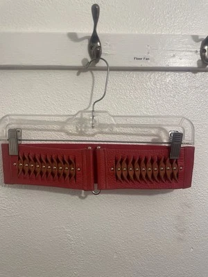 Безымянный S с заклепками витой красный кожаный эластичный ремень из Кореи - Изображение 1 из 4