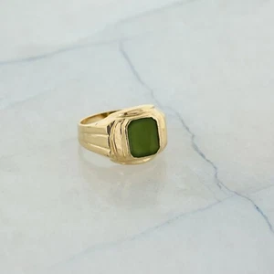 10K Yellow Gold and Jade Ring Size 10* - Picture 1 of 9