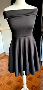 VGC Ladies BOOHOO Plain RAVEN EBONY Bat BLACK OFF THE SHOULDER Skater Dress 10 - Picture 1 of 4