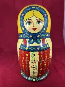 Madame Alexander Russia 24150 w Matryoshka Nesting Accessory Only - Picture 1 of 3