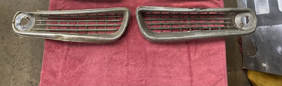 Rejillas laterales para Alfa Romeo 101 Sprint (arte de pared) Foto 1 de 1