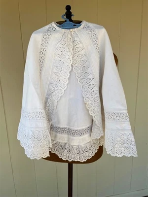 ANTIGUA IMPRESIONANTE CAPA DE ENCAJE PARA NIÑOS VICTORIANOS EDUARDIANOS COMO ESTÁ**¡GUAU!! Foto 1 de 4