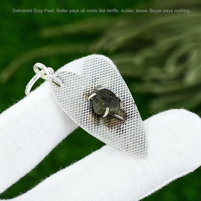 Venta de Navidad 925 Plata Pentágono Moldavita Cuarzo Piedra Áspera Colgante Único Foto 1 de 4