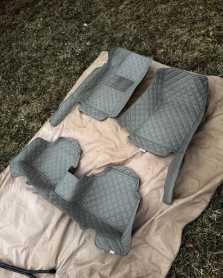 Subaru Forester 2003-2008 interior de cuero personalizado Foto 1 de 4