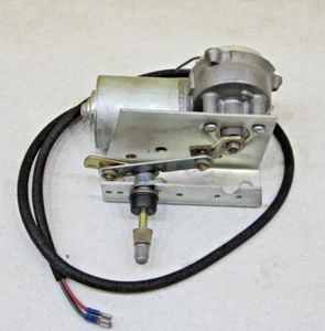 Conjunto motor limpiaparabrisas 12 voltios Hecho en EE. UU. American Bosch-Tractors, combina - Imagen 1 de 6
